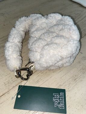 New Wild Fable Purse attachment, cute fluffy coin purse 👛